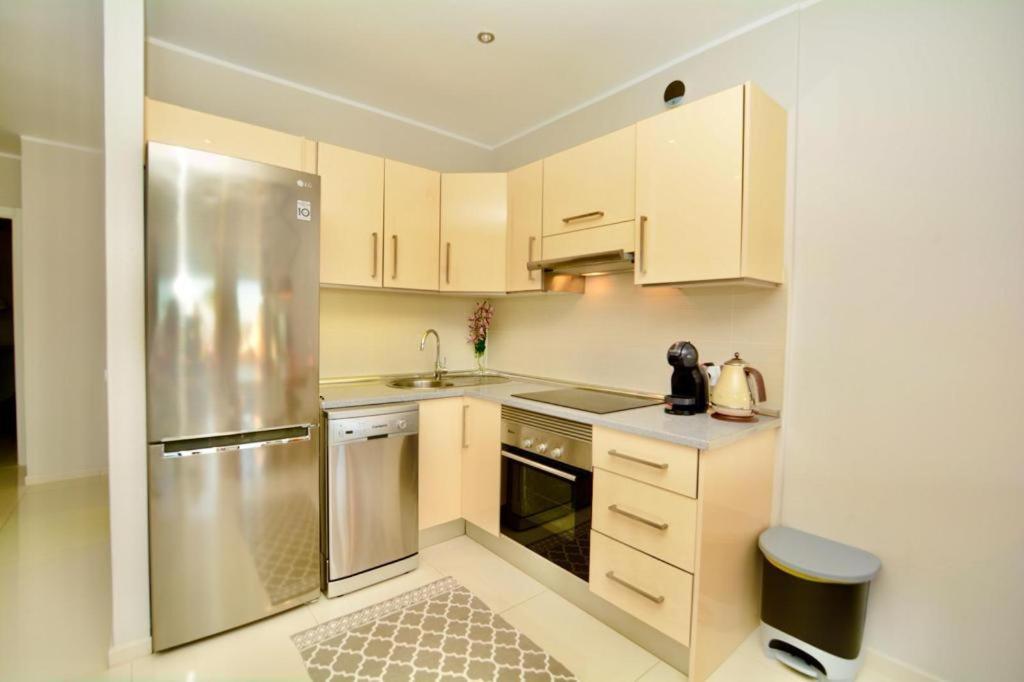 Passione Beautiful Apartment With Sea View 阿德耶 外观 照片