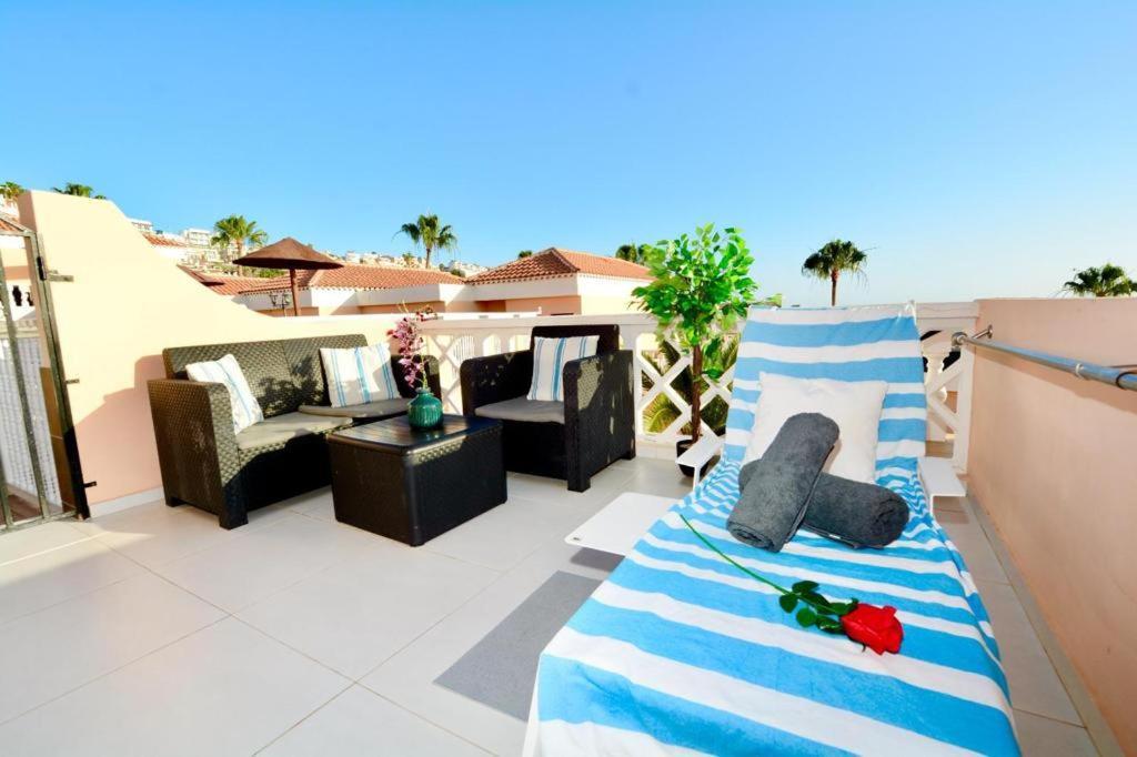 Passione Beautiful Apartment With Sea View 阿德耶 外观 照片