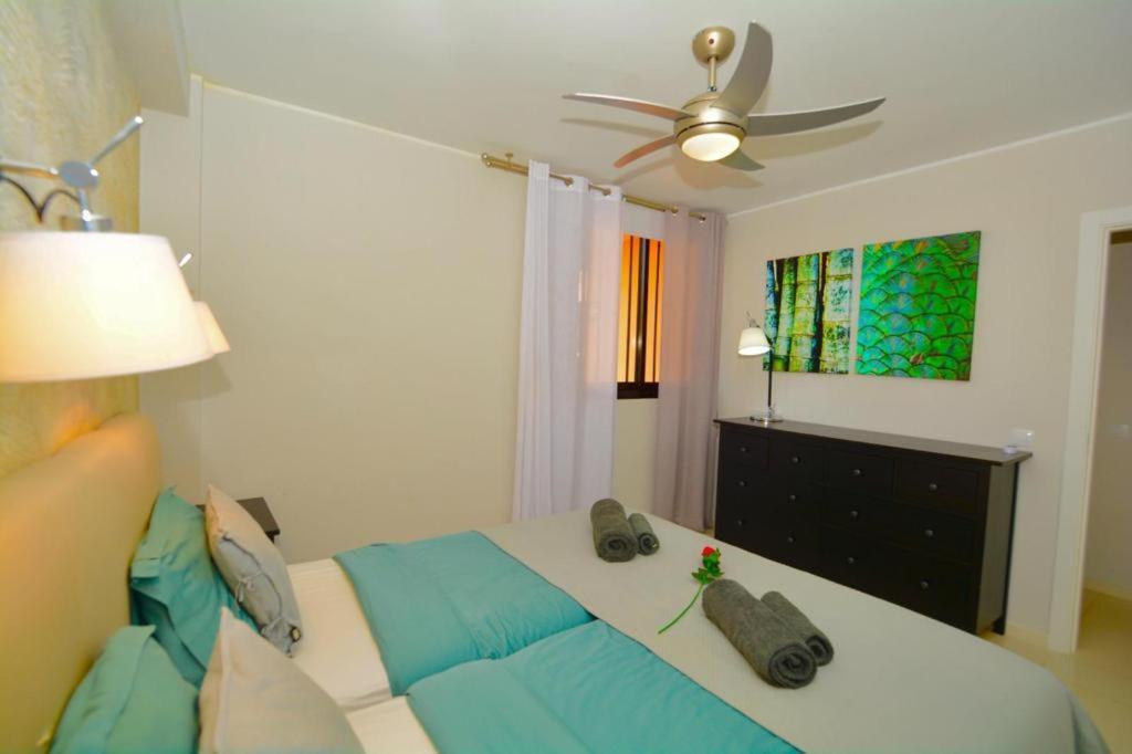 Passione Beautiful Apartment With Sea View 阿德耶 外观 照片