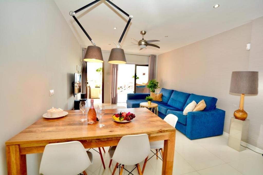 Passione Beautiful Apartment With Sea View 阿德耶 外观 照片