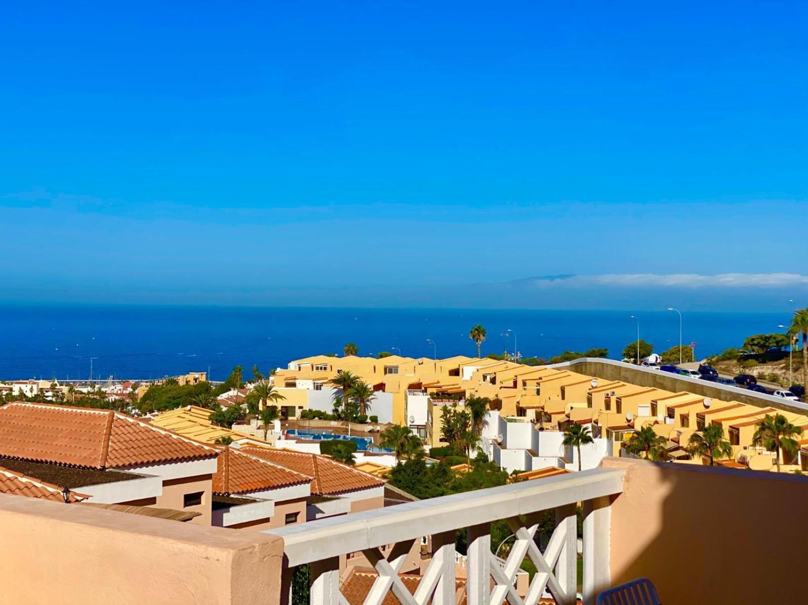 Passione Beautiful Apartment With Sea View 阿德耶 外观 照片