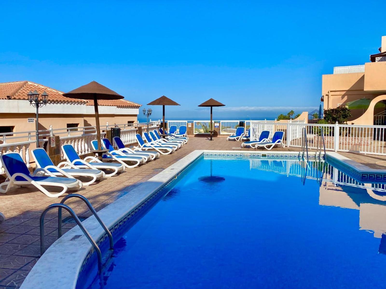 Passione Beautiful Apartment With Sea View 阿德耶 外观 照片